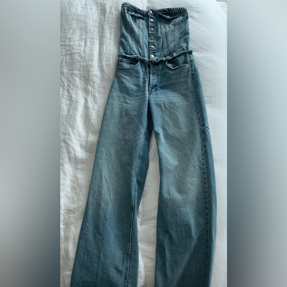 Never Worn 
Zara Jean Jumpsuit